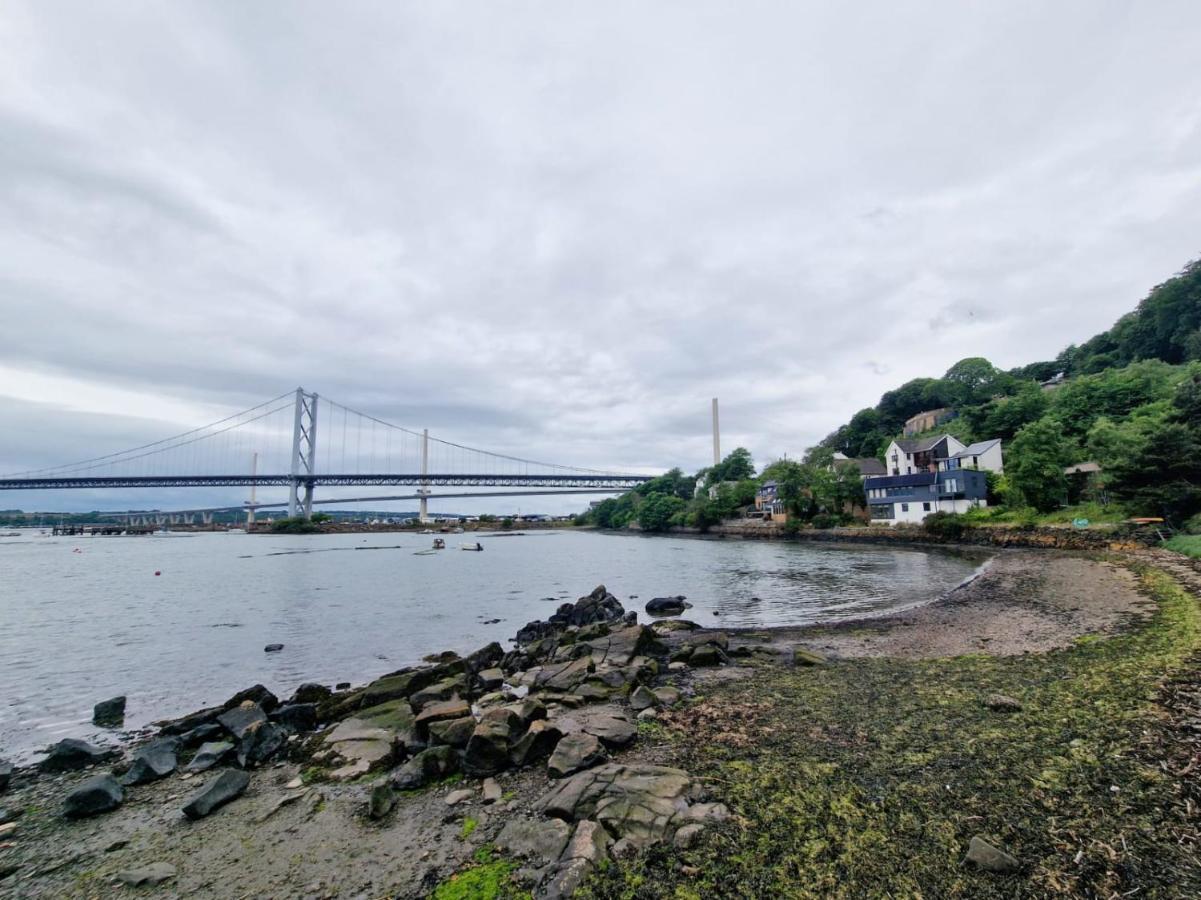 Three Bridges Waterfront Villa Норт Куинсфери Екстериор снимка