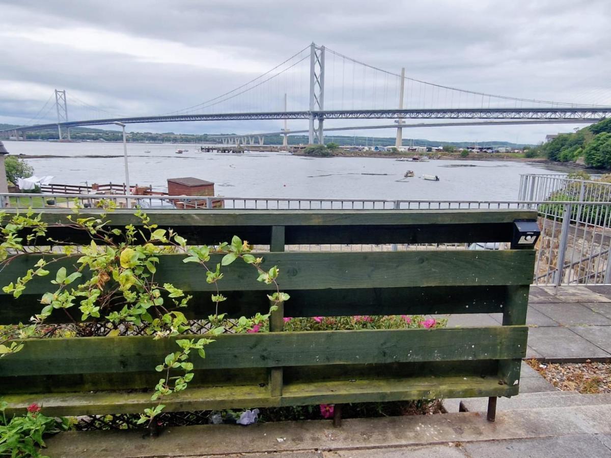 Three Bridges Waterfront Villa Норт Куинсфери Екстериор снимка